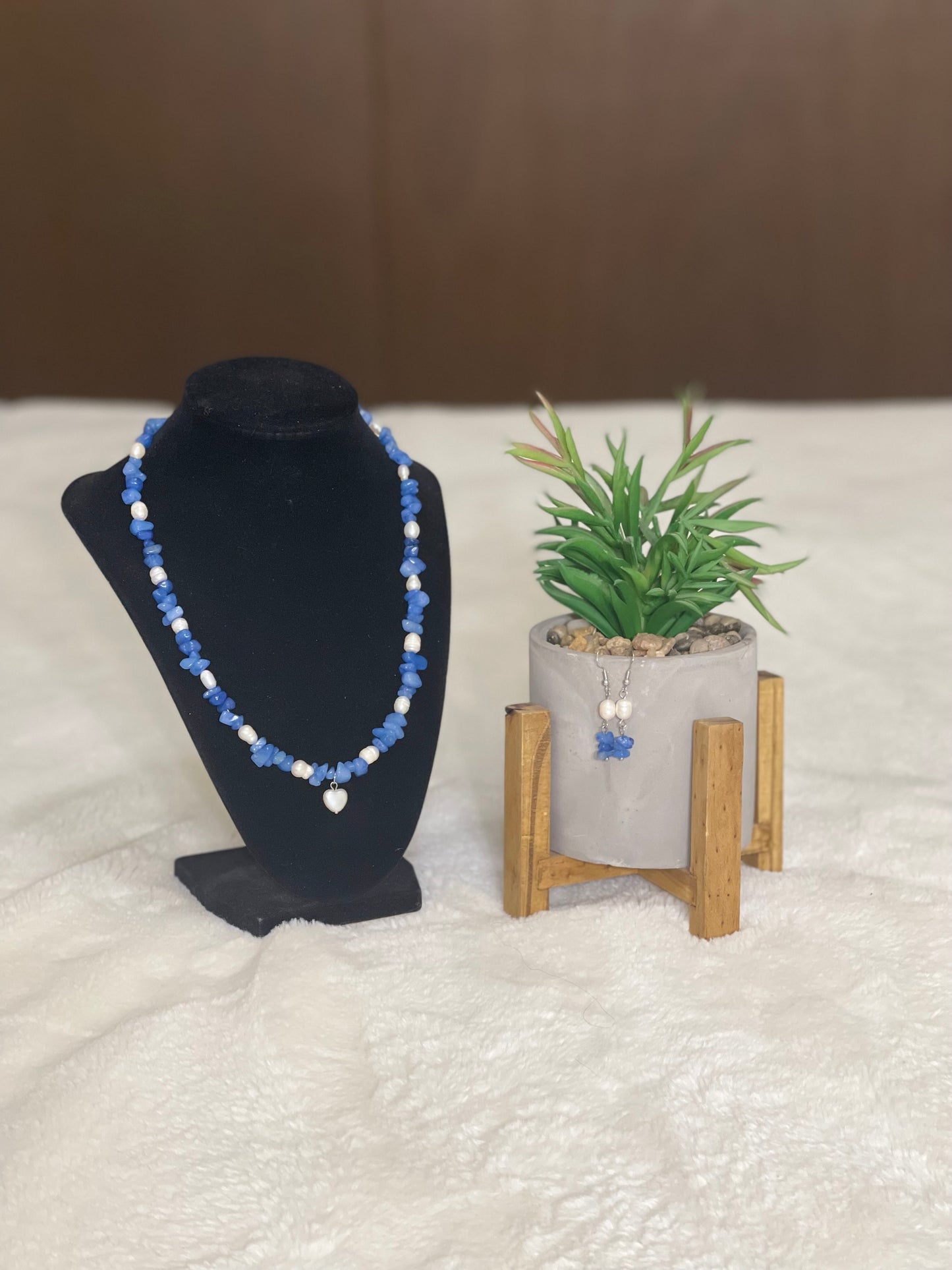Set perla corazon en blanco y azul