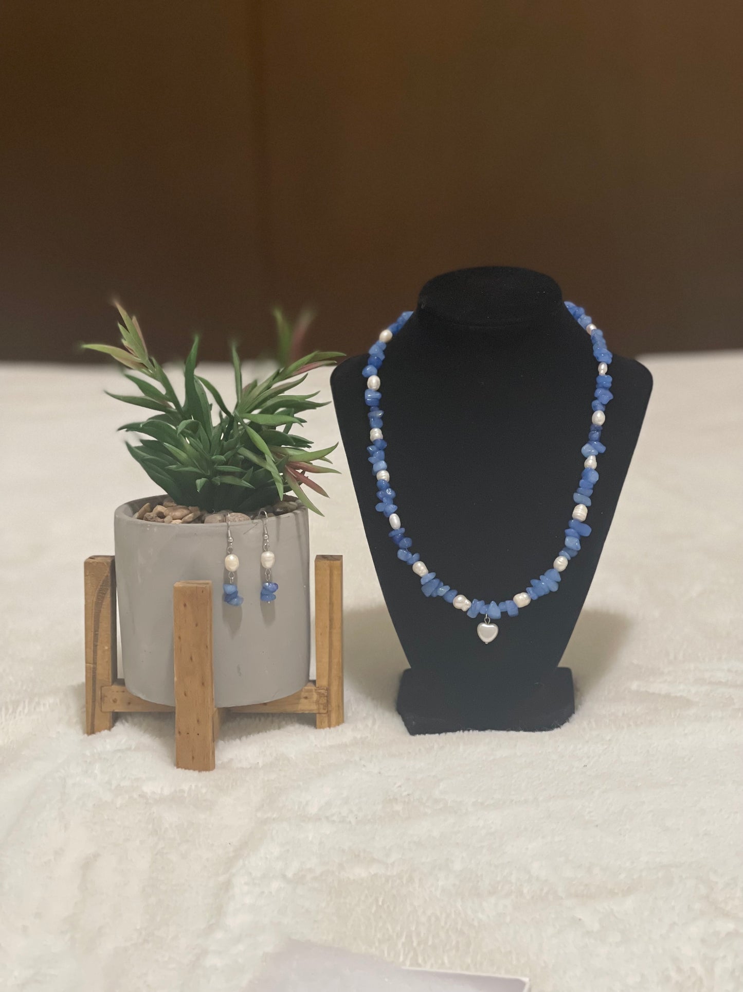 Set perla corazon en blanco y azul