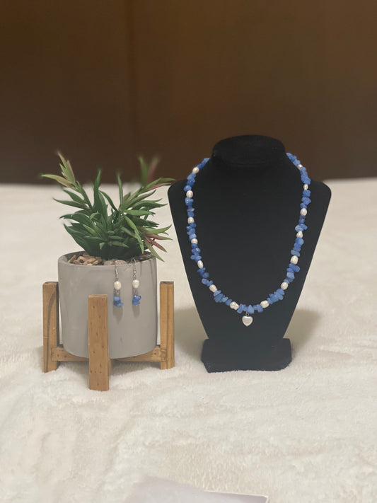 Set perla corazon en blanco y azul
